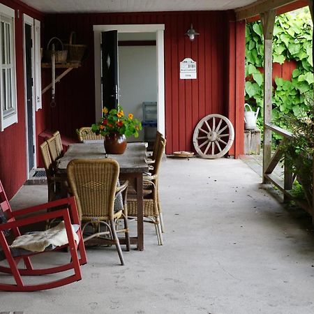 Lekanders Bär&Boende Tyfta Exterior foto